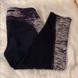 Lucy Crop Leggings Size S